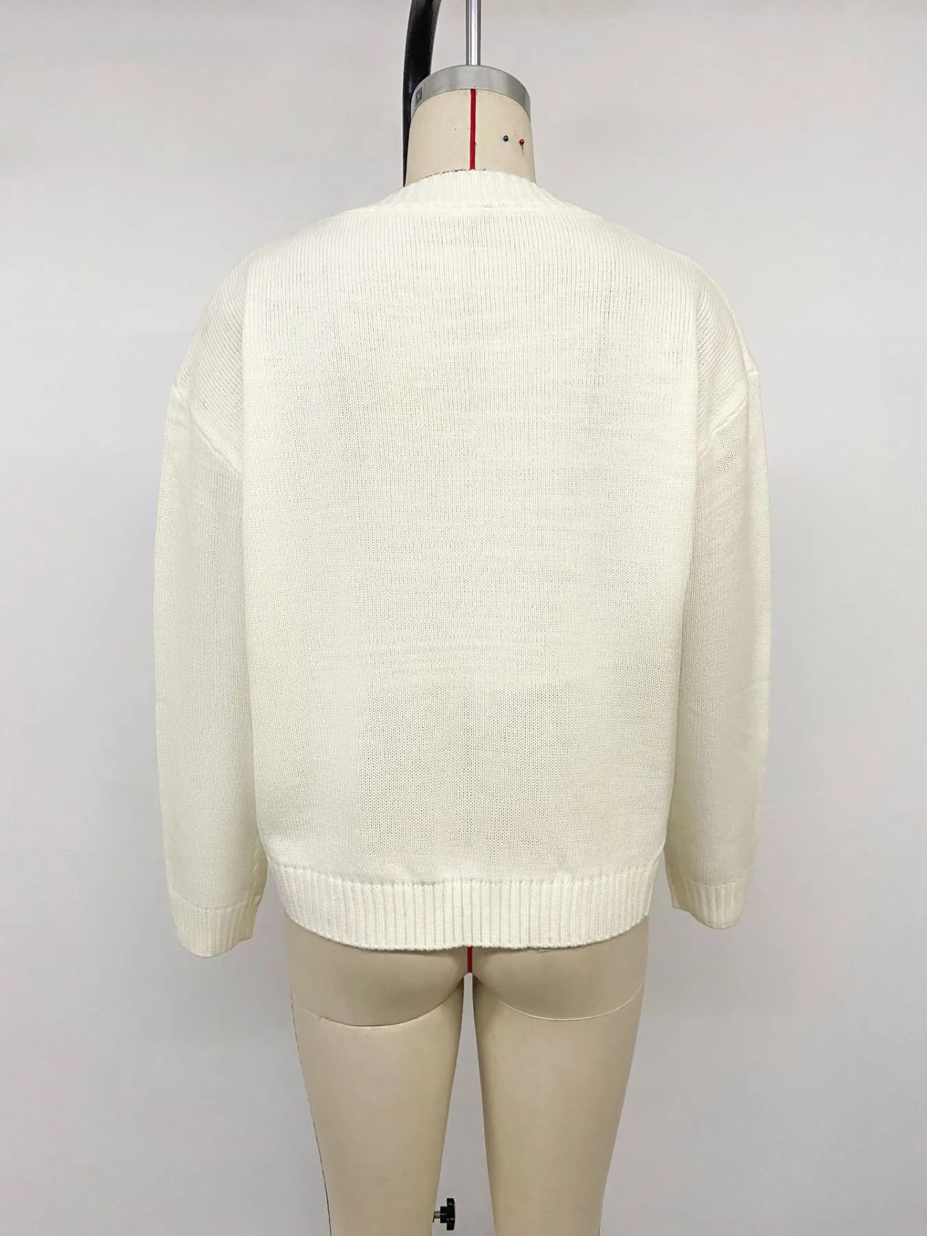 Bow Graphic Round Neck Sweater 8